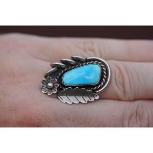 Old Pawn Navajo Native American Indian Sterling Silver Turquiose Ring Size 9.25
